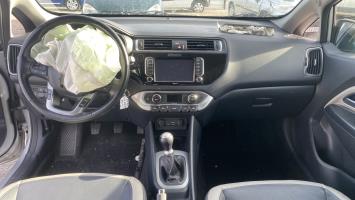 Foto pieza de coche